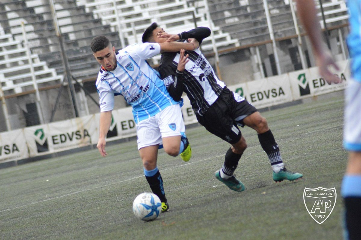 AcPillmatun's tweet photo. 📷 #PlantelSuperior - ⚽ Ac.Pillmatun (0) Cipolletti (0) - #LDC #Fecha1 #Clausura2019 🏆 https://t.co/u8BI11vrJT
