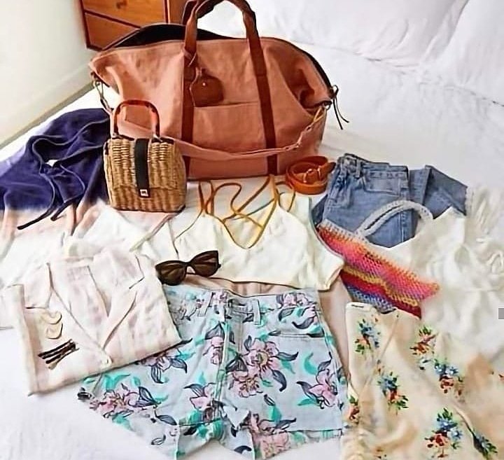 BTeelie's tweet image. In case packing for the long weekend fell off your to-do list.

Shop at @Nordstrom here: bit.ly/2wiBxN7

🌞🌞Shop our ultimate packing list 🏝️ *PS*

#teelieturner #teelieblog  #trendylook #fashionable #fashiontrends #fashiontrends2019 #styleblogger #fashion #nordstrom