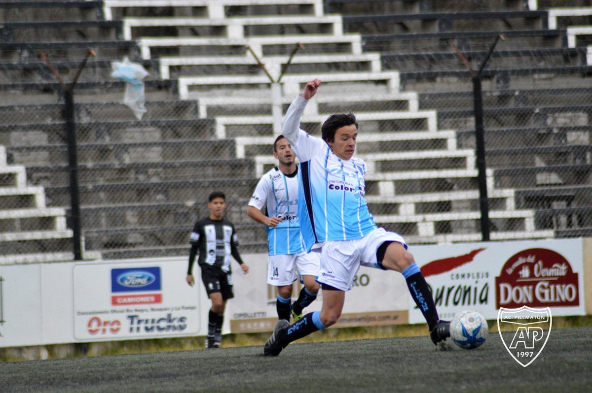 AcPillmatun's tweet photo. 📷 #PlantelSuperior - ⚽ Ac.Pillmatun (0) Cipolletti (0) - #LDC #Fecha1 #Clausura2019 🏆 https://t.co/oXQpiJC7et