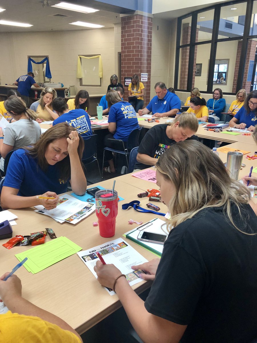 jspatrick13's tweet photo. A little collaboration to brainstorm strategies to boost reader engagement from day one! #mtfproud #teachershelpingteachers #teacherswhoread https://t.co/xb5jK3xwYl