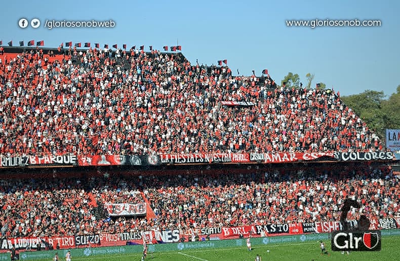 GloriosoNobWeb's tweet photo. Acá está tu gente! 👊🏼🔴⚫️ https://t.co/crnf1QSMId