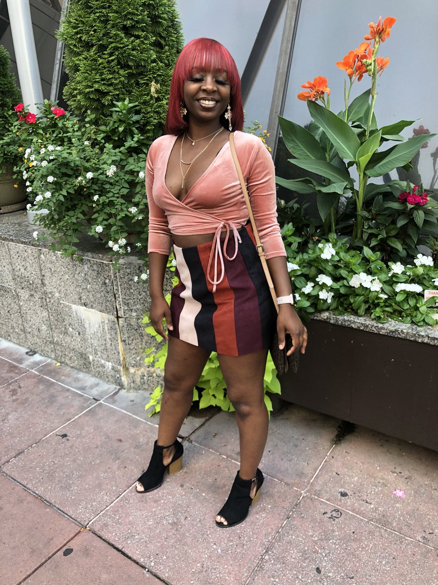 _She_Dope's tweet photo. Let’s just say my weekend at the #BronnerBrothers was great 😌💕 Got to meet everyone I stalk on Instagram 😂😂. The talk with Anthony cuts just lets me know I’m on the right track and can’t rush anything that’s best for you 💫💕 https://t.co/1nNIRG5QJ9