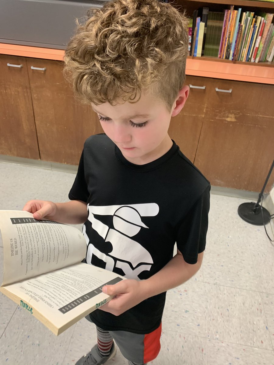 keathley2nd's tweet photo. Open House @NWEL...Could barely peel him away from this tub of Who Was books in his new 3rd grade class.  Proud Mountie mom! #nwcs1920 https://t.co/cn5qKU4fZR
