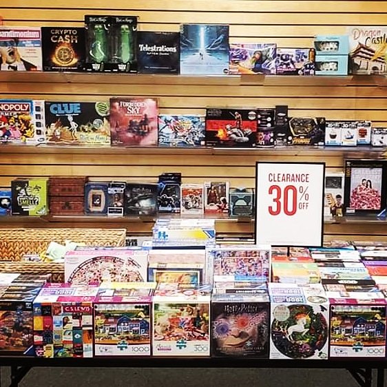 BNCedarRapids's tweet photo. New round of clearance! Grab a gift or two and maybe something for yourself! #clearance #deals #treatyoself #puzzles #games #gifts https://t.co/8HeydiVtNH