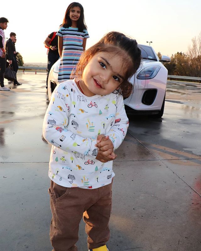 TheLifesWay's tweet photo. Love towards cars comes at a young age in boys but Keisha too loved driving the #defender in her age category @ExploreZA #JLRExperience #ExploreZA #ExploreJoburg @jaguarsouthafrica @landroversa #TheLifesWay #Photoyatra #AashishRaiJain #WalkingwithCamera #photographerwithpass… https://t.co/13eVhlrhfo