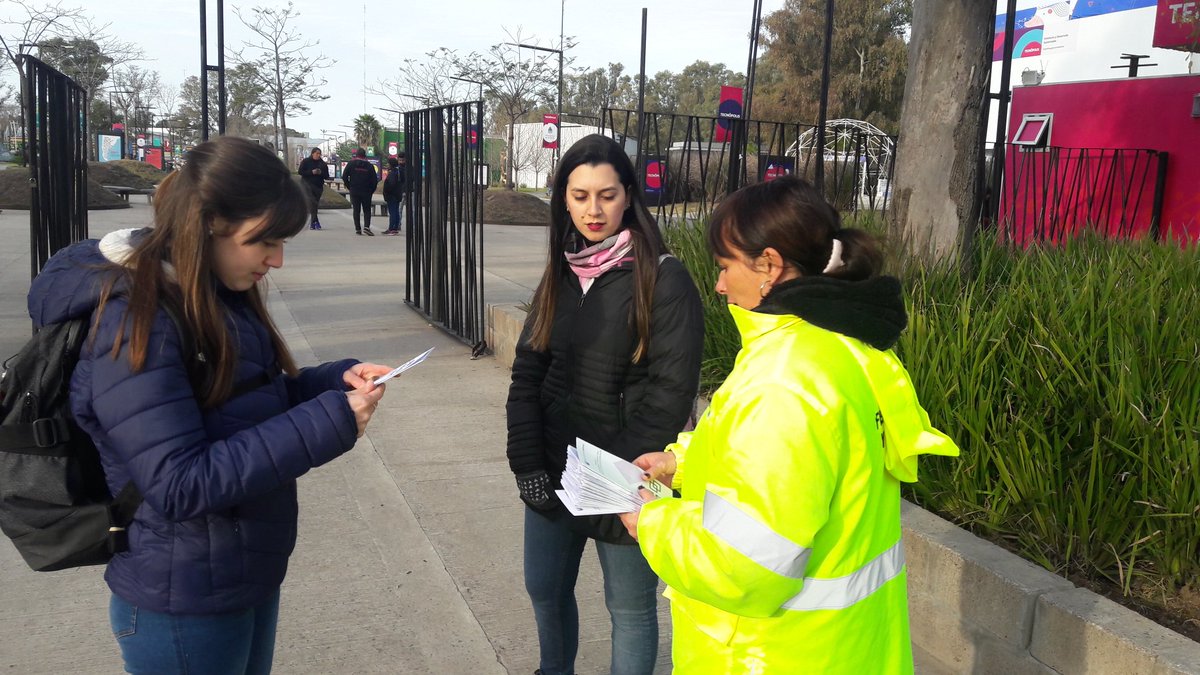 rsdeborayanel's tweet photo. Día Nacional de Prevención del Síndrome Urémico Hemolítico #PrevenirEstaEnTusManos @GusFortunatti @soledadmartinez @JoseAngelJaime https://t.co/3Ba7mGsMRo