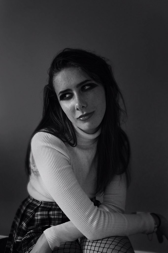 Imogen Louisa photography tweet media