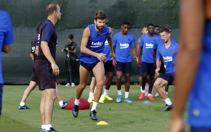 Piqué, en la sesión del lunes del Barcelona (Foto: FCB).