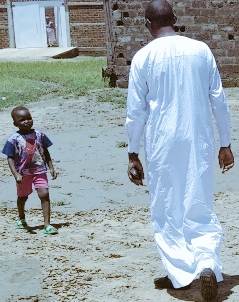 Succes_MASRA's tweet photo. Nos #hommages à tout le #personnel et tous les #bénévoles du #SystemeNationsUnies à l'occasion de ce #WorldHumanitarianDay.Grâce à vous, #enfants, #réfugiés et #couches vulnérables ont le sourire souvent là où l'Etat a failli.#Merci.#Shoukrane #ThankYou @UN https://t.co/1a4ko7VLP7
