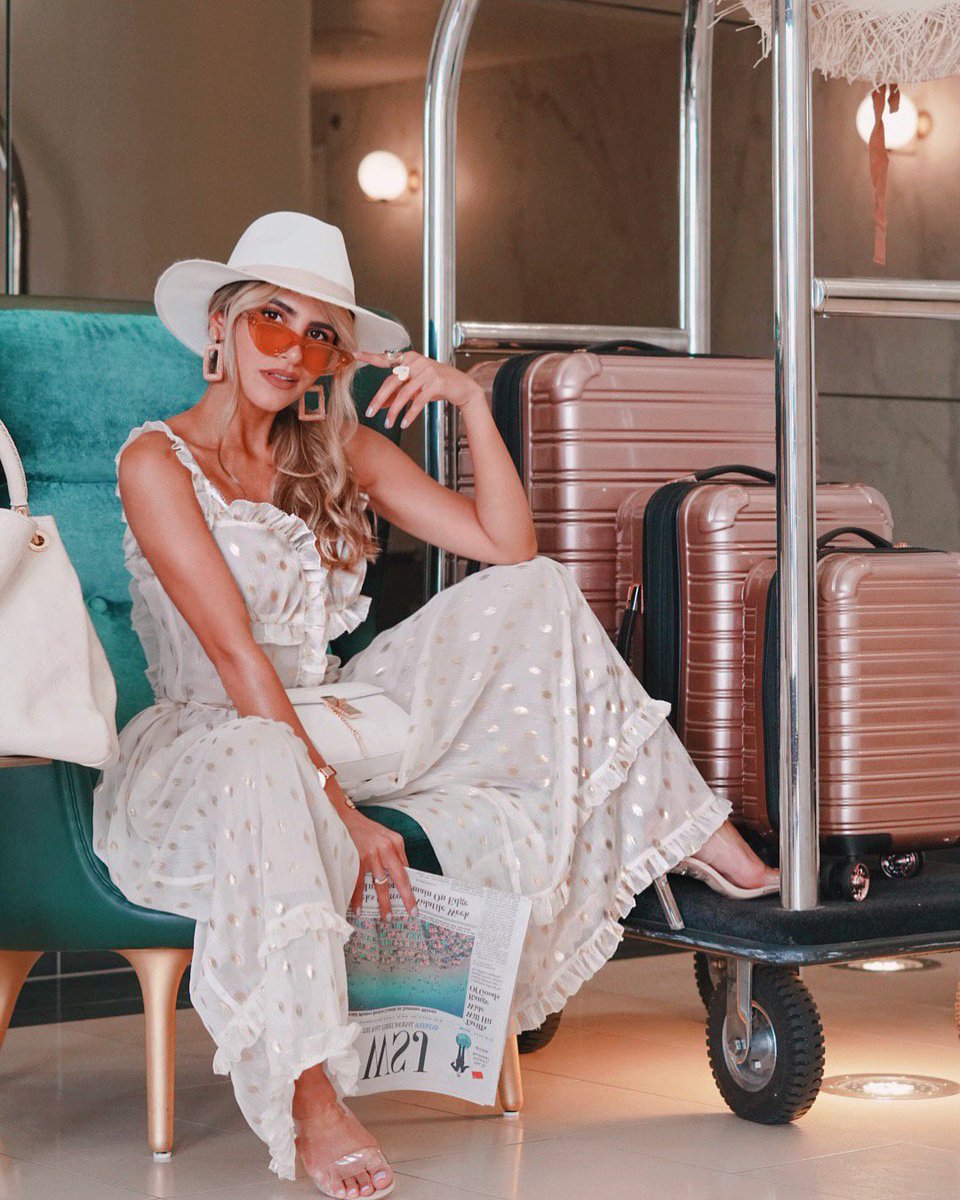 Who says that you can't treat yourself on a Monday? 💖 We're living for this Travelbug &amp; her staycation vibes! 🏙️✨ Have you ever done a Staycation? If so, tell us where! #iFLYluggage #staycay