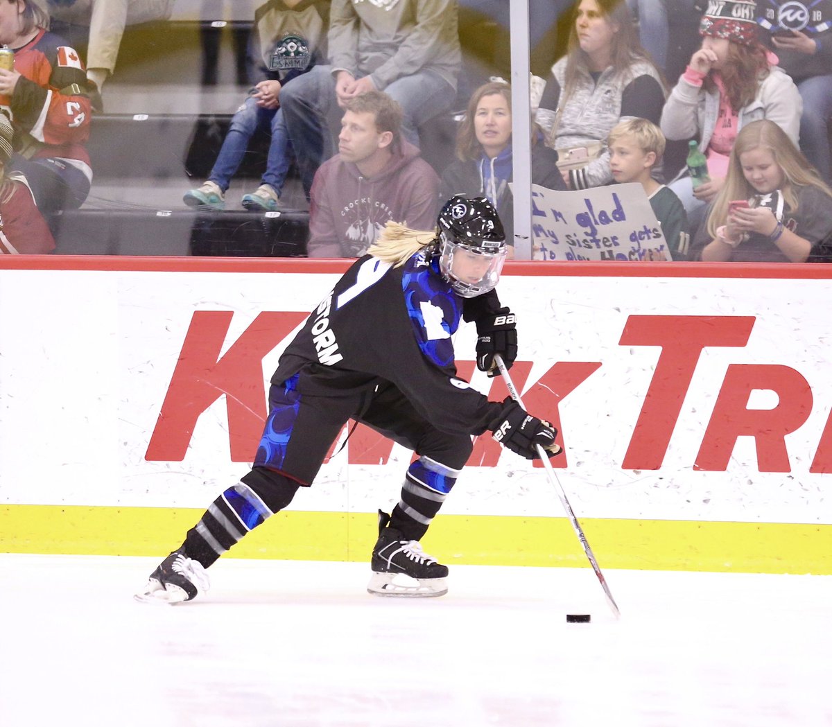 PHF's tweet photo. "We have a lot of fans that have already renewed their season tickets and I cannot wait to play in front of them and feel their energy again." - @athunder921
@WhitecapsHockey season tickets are available to the public TOMORROW at 11 AM CT! 🎟️
📝https://t.co/CJg0BWi35D https://t.co/T8nLTo040l