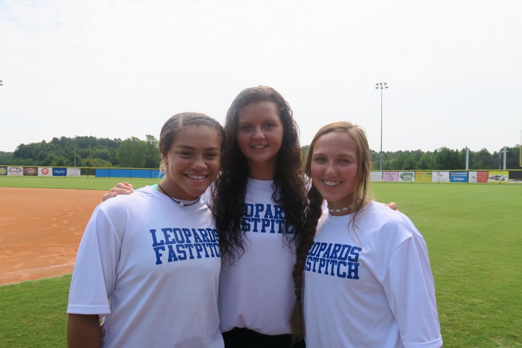 BlitzSportsGA's tweet photo. Lady Leopards, loaded with experience, offense, &amp; pitching aspire to win state title [VIDEO]. Check out what coach Cronic, and stars Tybee Denton, Kya Santiago, and Madison Cronic say about being ranked #1! https://t.co/UgpfnWRPSy https://t.co/FzzhkBbAik