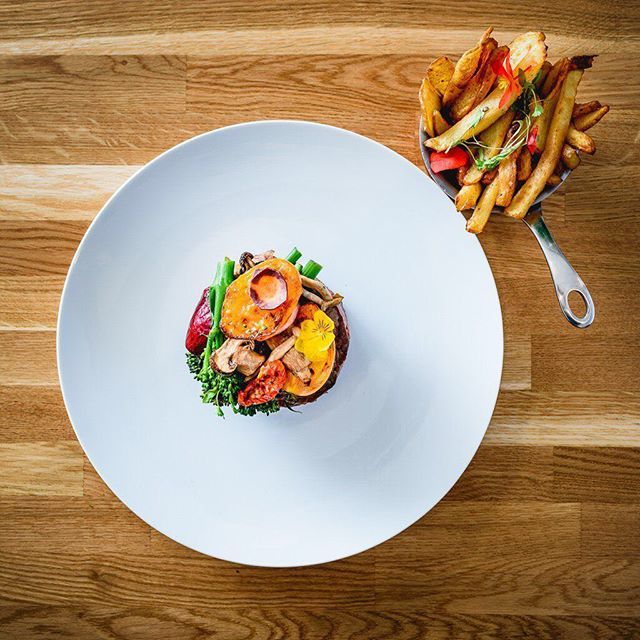 As well as a wedding photographer, I also take on commercial work, for example, the food photography shoot I did for Masons Arms. ..... #commercialphotographer #commercialphotography #corporatephotographer #corporatephotography #interiordesigns #interiordesign #architec…