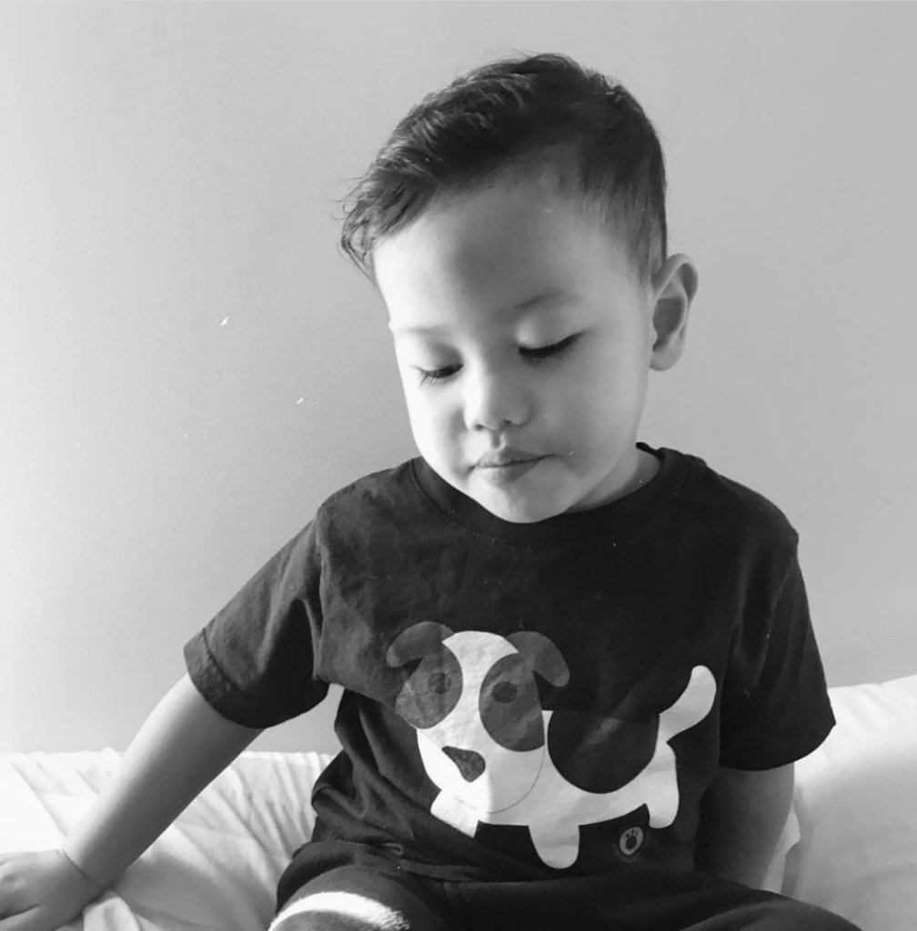bware_jason's tweet photo. Slade...what are you thinking about?

#photo #monochrome #teeshirt #black_and_white #monopod #coolshirt #tshirtlife #tshirtshop #printedshirt #shirtprinting #brandedshirt #monochromefashion #monochrome_kids #shirtmaker #shirtdesigns #shirtart #shirtkids #bwareclothing #photoshoot https://t.co/p9qKXAHySO