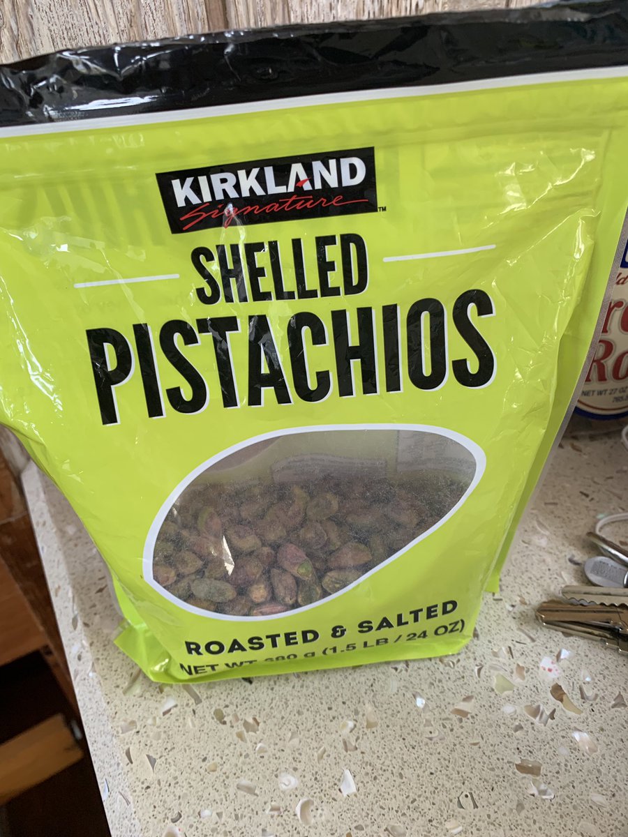 Shelled pistachios