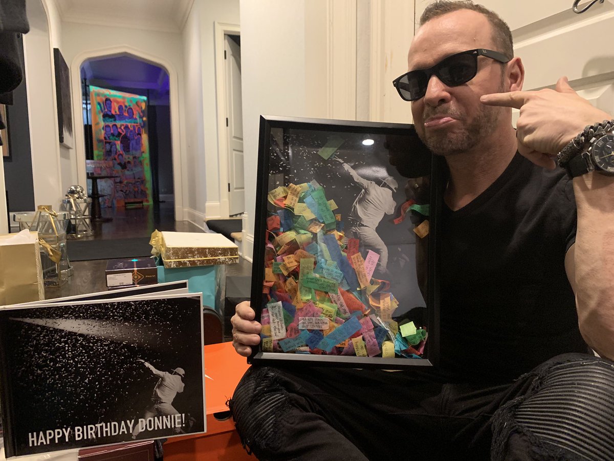 Donnie Wahlberg tweet media