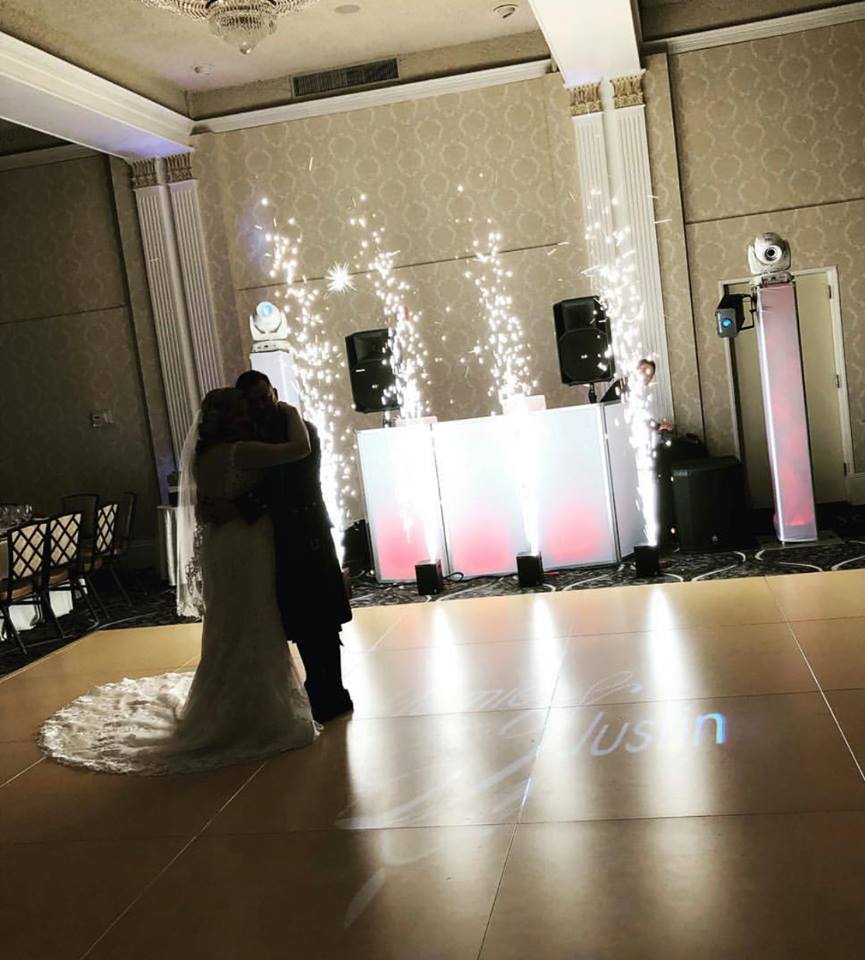 Sparks were flying at this romantic Grand Summit Hotel wedding ✨