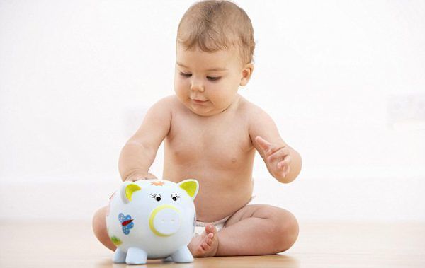 5 Ways to Save Money on Baby Essentials buff.ly/30gPE2F #parenthood #parenting