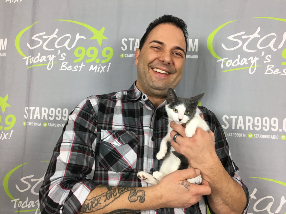 Raven from <a href="/STAR999radio/">STAR 99.9</a> <a href="/AnnaAndRaven/">Anna & Raven Show</a> is running a 5k road race....and fundraising for CHS pets in a contest with Anna! Make sure Raven--and CHS pets--win! Donate here: bit.ly/RavensRunForPe…