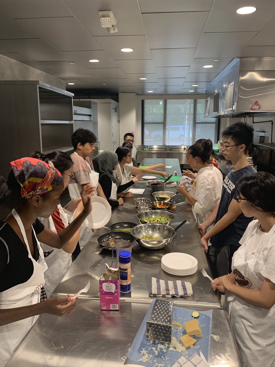 bchenyc's tweet photo. Last Friday, @cpc_nyc wrapped up our ‘Cooks for Health’ summer program in partnership with the @SylviaCenter! Through a combination of hands-on, experiential and reflective learning, our youth were introduced to the science of cooking and benefits of healthy eating. #bonappetit https://t.co/TlCbnnIqP4