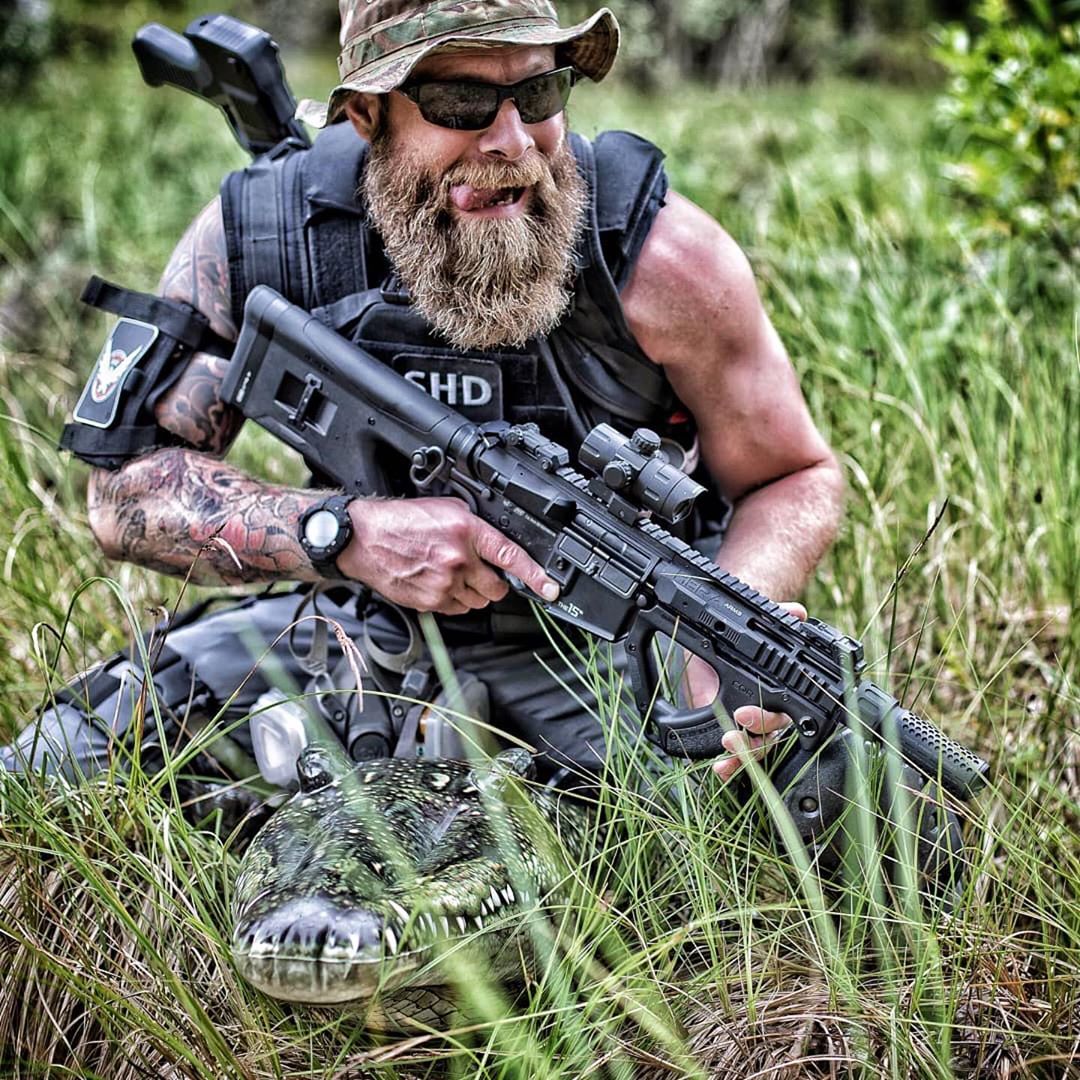 mmonster_co's tweet photo. Awesome division 2 cosplay by the great @klockar
➖➖➖➖➖➖
MmonsteR - your best Division 2 boost and power leveling service
➖➖➖➖➖➖
➡️https://t.co/K6C4ENgBjG
➖➖➖➖➖➖
#mmonster #thedivision2 #tomclancy #thedivision #tomclancysthedivision2 #tomclancysthedivision https://t.co/n4kOZoFPuG