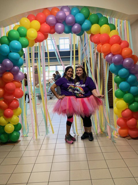 ChristyH1984's tweet image. It was so exciting welcoming back our magical staff! @MRobinsonElem #counselorsaremagical #MakingLearningMagical