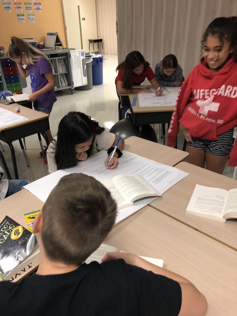 MelissaTamargo's tweet photo. Students working together to find theme in chapter 3 of Night of the Spadefoot Toads #sunrayscores #sunraysoars https://t.co/srYZw2dwmX