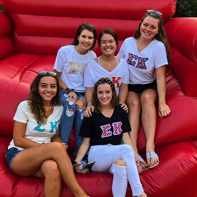 The ladies of Sigma Kappa are so excited to meet you! 
There’s 16 days left until recruitment,
Have you signed up yet? 
enroll.icsrecruiter.com/pan/SIUNCD#/en… 💜