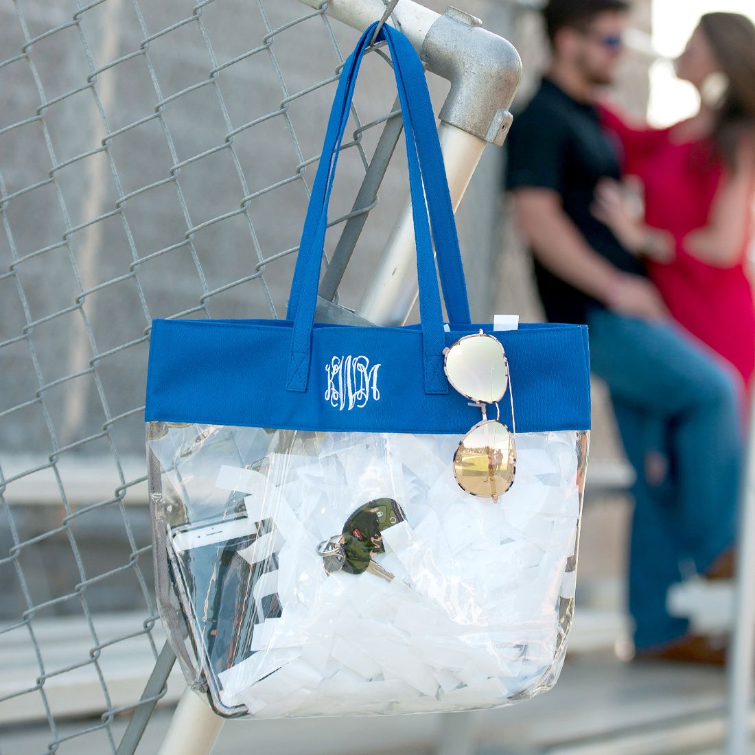 Charming_Chick's tweet image. Comply with stadium rules in style when you carry our Monogrammed Clear Tote Bag! #gameday buff.ly/30k8BS2