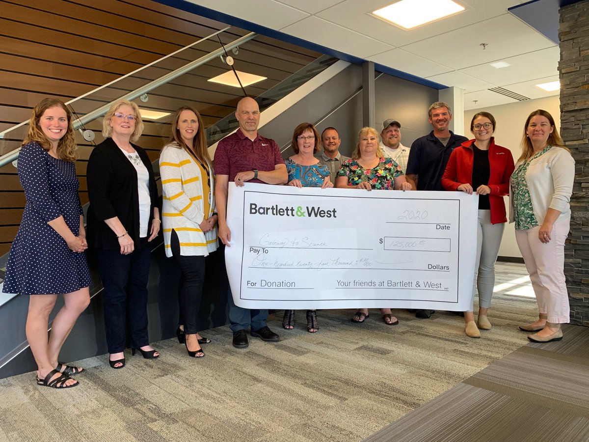 gateway2science's tweet image. Pledge Week continues at @BartlettWest! We are thrilled to announce their lead sponsorship of the Working Water exhibit in our new science center. Thank you for inspiring the scientist in everyone!

#GatewaytoScience #PledgeWeek