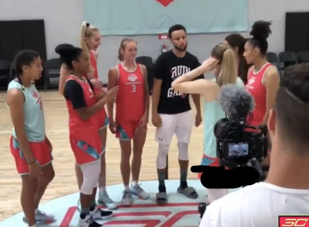 WiFlightElite's tweet photo. Final highlight of Lexi Donarski at the Steph Curry #sc30Select Camp with some behind the scene footage of the photo op with @StephenCurry30 ๐โผ๏ธ
WATCH IT HERE
๐๐๐๐๐๐
๐ฅ https://t.co/zvsEZHxdlk
๐
ฑ๏ธelieve the #FlightHype
#theFlightWay @lexi_donarski https://t.co/g3GkAeTsrw