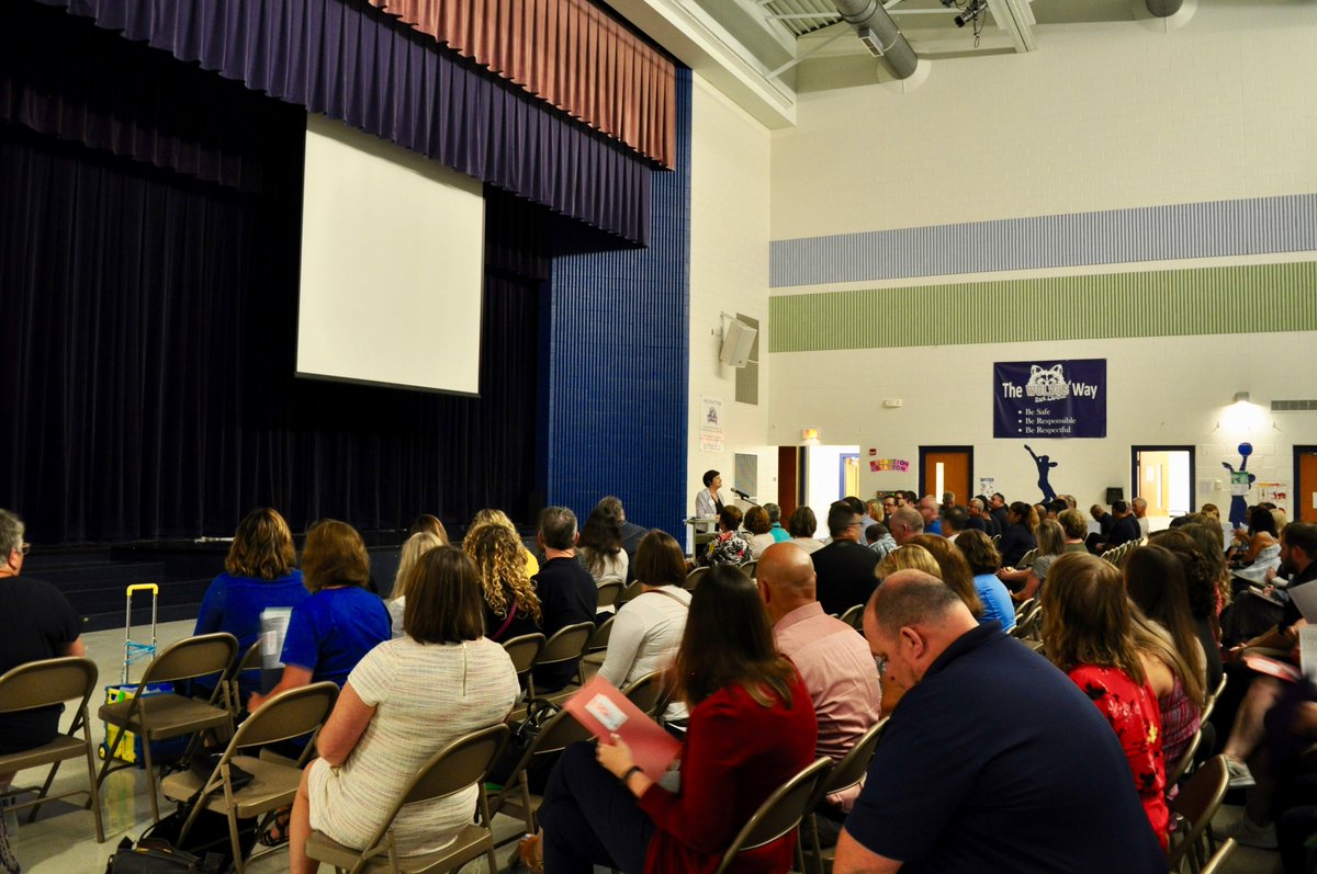CCSD46's tweet photo. CCSD 46 welcomed back our staff for the kickoff to the 2019-2020 School Year. August 19, 2019. #OneD46 #D46firstday https://t.co/2sKSsVSAiP https://t.co/2L8GI9wajk