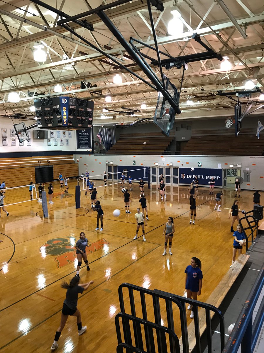 DePaulPrepAD's tweet photo. Gym is jumpin’ - music, hard work, high fives! ⁦⁦@DePaulPrepVB⁩ getting after it, young program getting stronger each year! #OneDreamAllIn https://t.co/J3qQPR63hQ