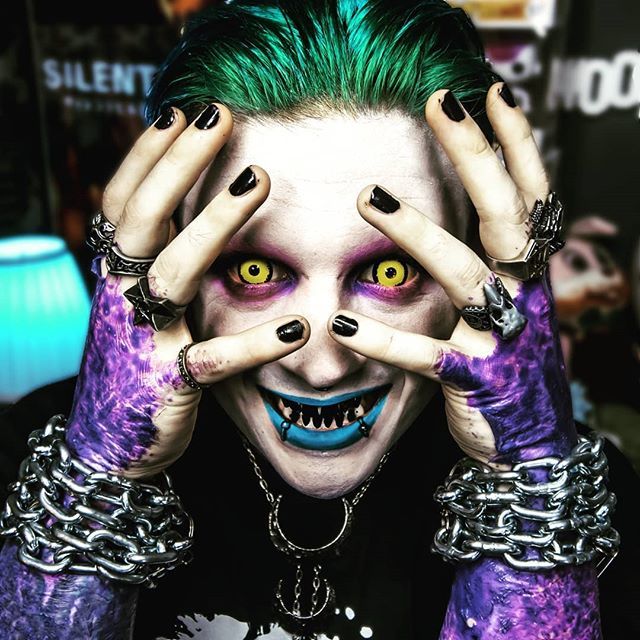 JakeMunro's tweet photo. *NEW VIDEO LINK IN BIO*

So I just dropped a new video and it's an important one because I finally released the merch! The response has been insane and I'm utterly blown away. Things are selling out FAST!

#GothTrash https://t.co/ZfN2yniBO4