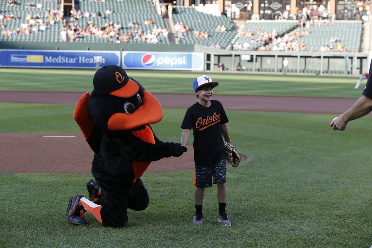 MDEaby's tweet photo. Thank you ⁦@Orioles⁩ for the terrific evening and photos!⁦ A night we will never forget. ⁦@MovieChance⁩ https://t.co/Iq2kkUvFIi