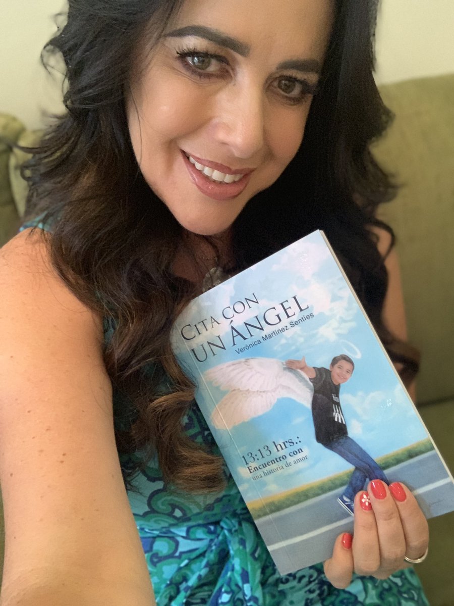 Verohabla's tweet photo. Cita con un Ángel! Ya en venta en @libreriaporrua @elsotanolibros  Una historia que cambiará la manera de elegir vivir tu vida! #libros #Recomendaciones #citaconunángel #leerunlibro https://t.co/hNM8hGSql0