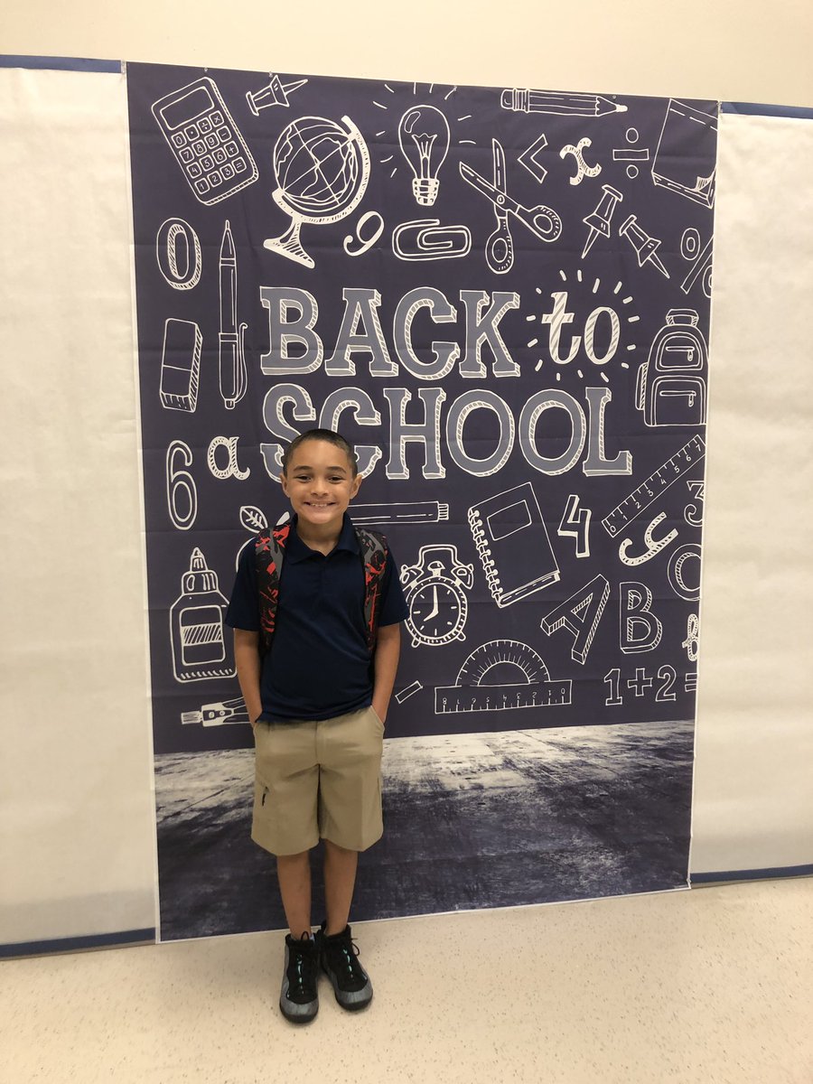 MsWood411's tweet photo. Back to school for this sweet baby (well, not baby anymore 😭😭).  3rd grade here he comes!!!  #MyIrvingISD @BburgCougars https://t.co/LrWtnwEWlc
