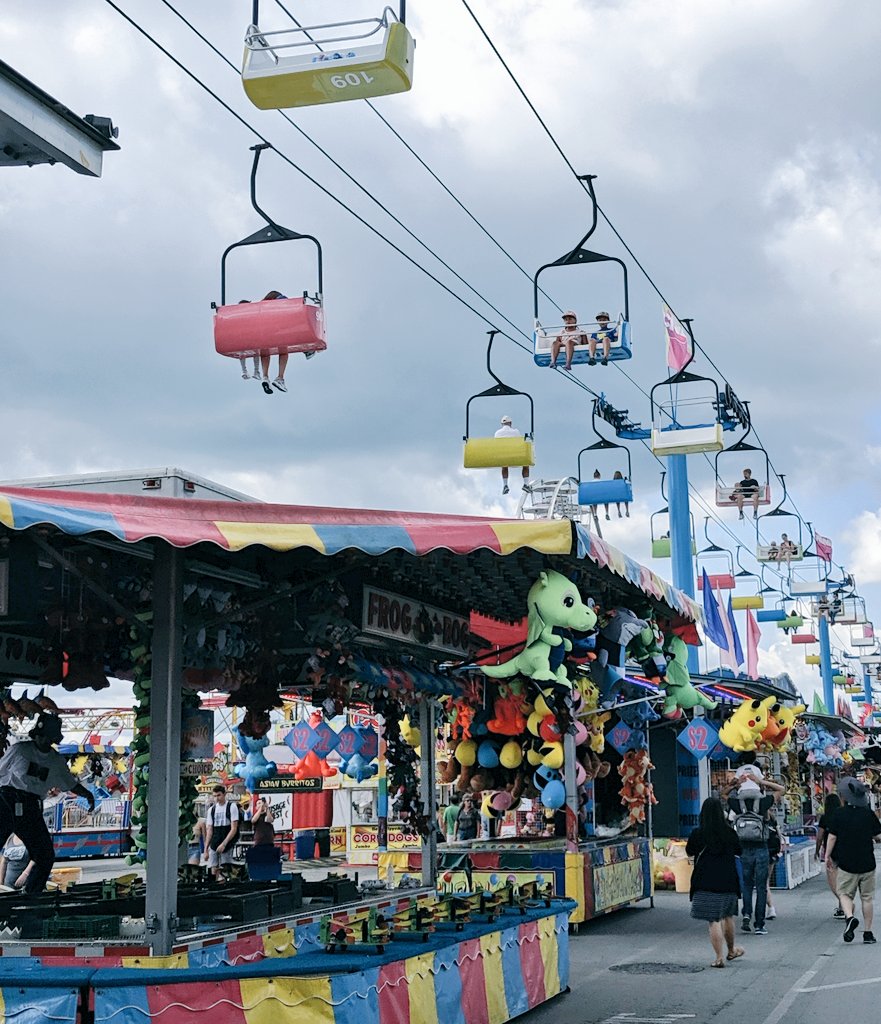 danforth_mama's tweet image. Totally worth going to the @LetsGoToTheEX for 10am no lineups, Mondays kids are $2 and leave by 2pm to refund your entry fee.