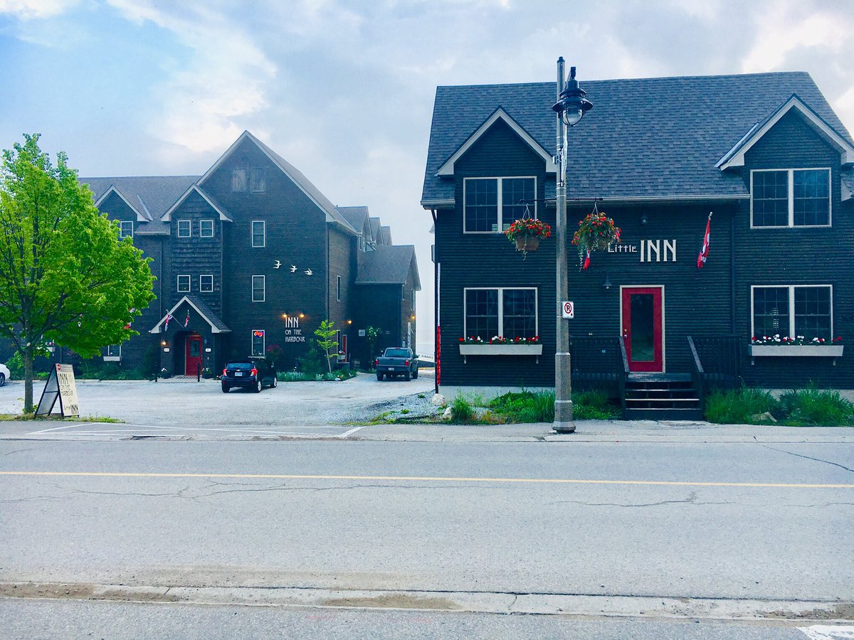OnHarbour's tweet photo. Stay with us at Inn on the Harbour and Telegraph House for the next three weeks between Tuesday and Friday and receive a buy one get one ticket to the @PSFTheatre for 'It's your Funeral' by Jamie Williams, the seasons closer! 🎭 ⚰️ 💰 #portstanley #buyonegetonefree https://t.co/CAVwKgWJvX