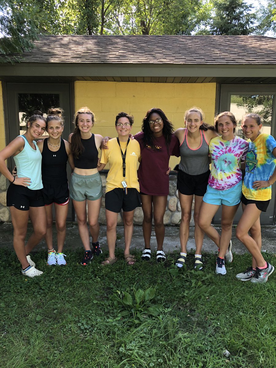 mwhsgirlscc's tweet photo. glow up szn 🤩🤩🤩 https://t.co/Q7Flcik3sv