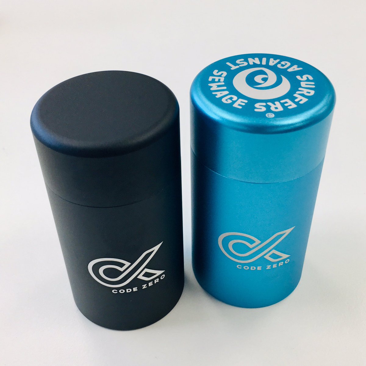 mycodezero's tweet photo. 100% #unplastic
100% #lifetimeuse #refillable 100% good for our ๐๐
Special Ltd Edition for @sascampaigns
By @KingofShaves shipping to @Indiegogo backers mid-Sept.
Full range debut Q1 2020
#PushOutPlastic #MoveToMetal #ForThePlanet https://t.co/ySaWhe3KTm