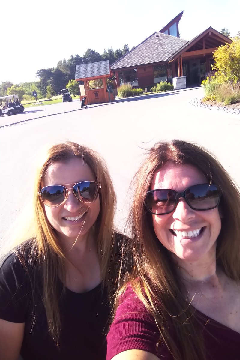 MsFiocco's tweet photo. Road trip with my HL twin! #PeelFam #Getaway @ms_mckean https://t.co/sYwDnh76zF