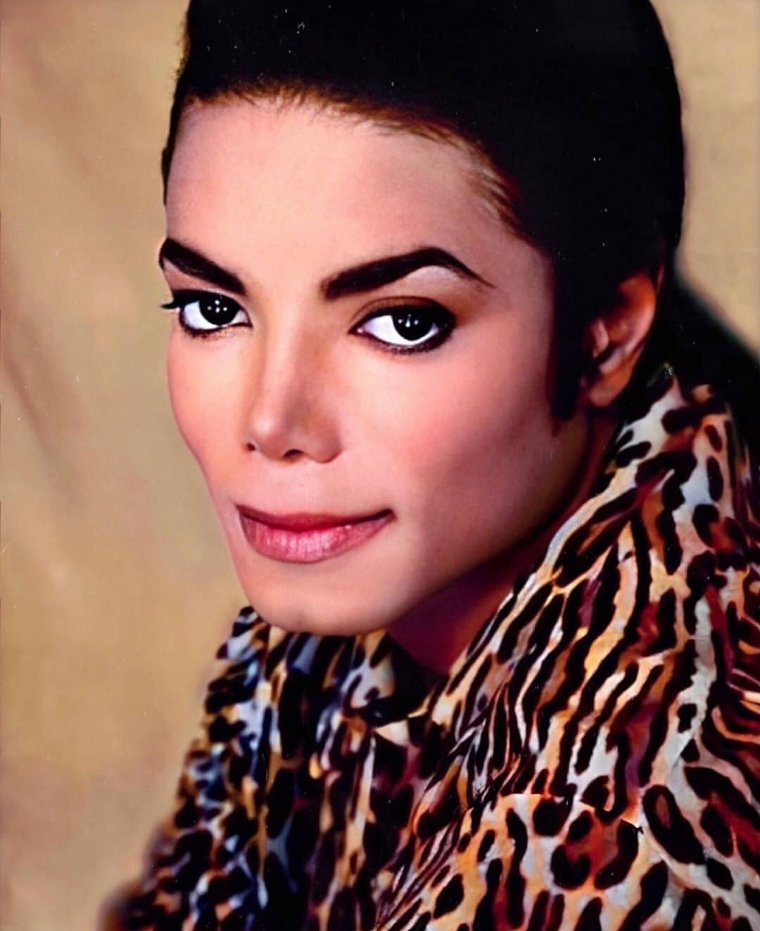 mjjphotos's tweet image. Michael Jackson photographed by Herb Ritts, 1991.
