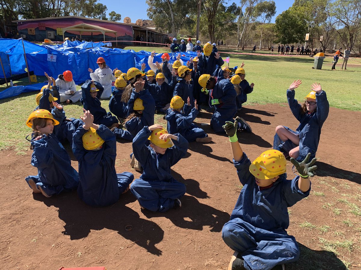 CoRELearnGrow's tweet photo. A great day at #TomPriceCoRE #ResourcesChallenge 160 primary and 30 secondary students enthusiastically involved in #realworldlearning #therealclassroom #CoRELearning #STEMLearning #futureleaders #Downer #RioTinto https://t.co/BR9ItXoqvN