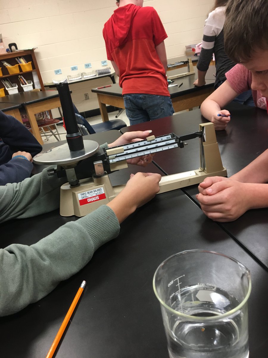 sciencemsparker's tweet photo. My amazing 6th graders have learned a lot about what it takes to be a scientist over the last 2 weeks, from measurement to inferencing, with a tad bit of math along the way. Next stop: ecosystems and energy transfer! #CCL #OneTribe https://t.co/2Bal3uPDIm