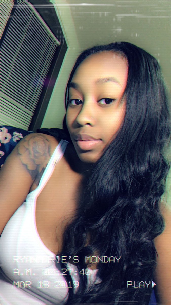 somarie__'s tweet photo. #WhosWhoAtEMU
- I’m Ryan
- Sophomore 
- Pre Medicine/ Biology Major 👩🏽‍⚕️
- Member of YBBW 💕
- Like to make new friends
- Quiet until you get to know me https://t.co/BMVcTSDLIz