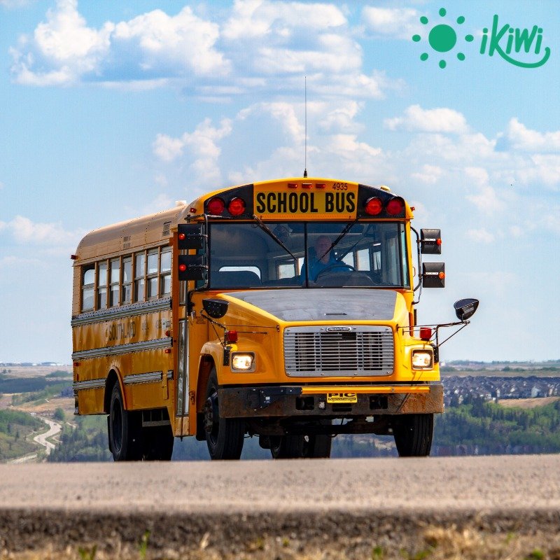 El #RegresoAClases está cada vez más cerca y si necesitas comprar #UtilesEscolares la solución no allá está lejos 🇺🇸, lo puedes conseguir desde tu celular ahora 👉ikiwi.com.mx/prestamos/pers… 🥝#TuVitaminaFinanciera