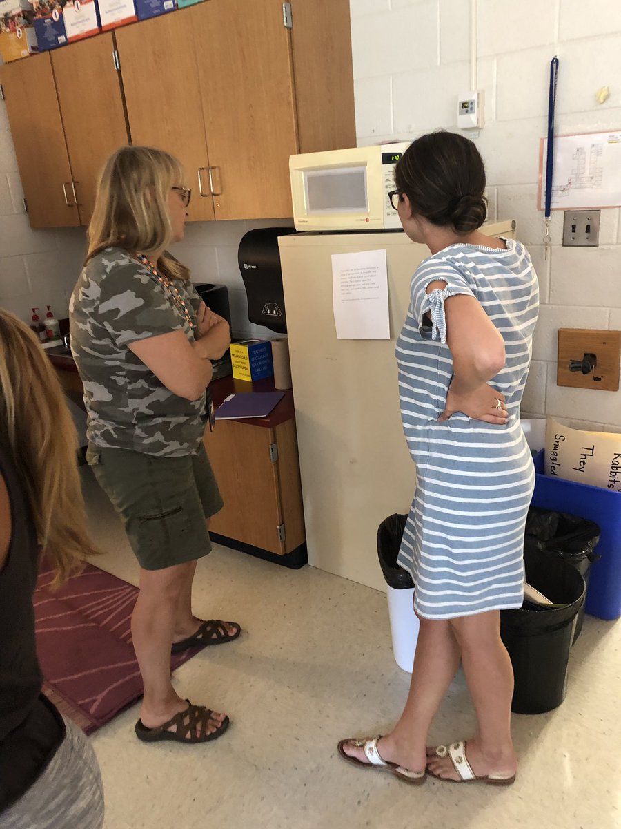kerryoames's tweet photo. Day 1 of this school year and these amazing educators stayed late to complete Class 1 LC2!! #literacycollaborative #purposefultalk Thanks to my amazing co-teacher @KimHarris0397 @BaileysES_FCPS https://t.co/AZf8q9c7Ni