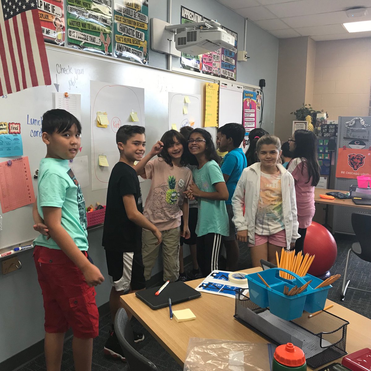 TeamSmithD96's tweet photo. Collaborating and organizing our ideas for classroom expectations. And yes some posed because they noticed me. #TeamSmithD96 https://t.co/x1hU789Ppq