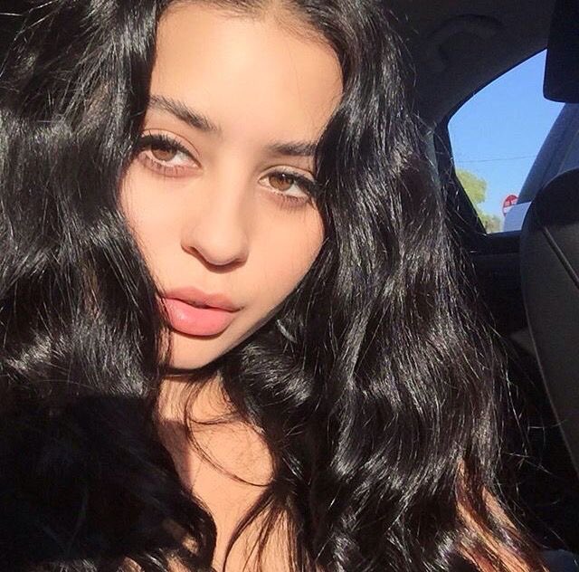 alexafiles's tweet photo. Alexa Demie’s selfies appreciation tweet https://t.co/BBtrgMqj3h